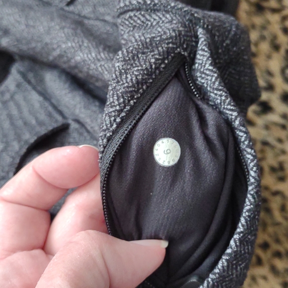 Lululemon Base Runner Herringbone Half Zip Sz.6 - Picture 10 of 11